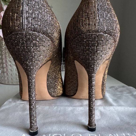 Manolo Blahnik HANGISI GLITTER - Picture 5 of 5